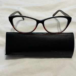 Fendi eye glasses with case & cloth